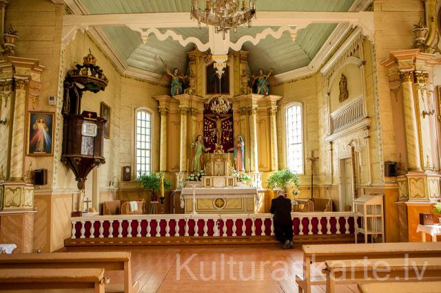 Malnavas Rožukroņa Dievmātes Romas katoļu baznīca vecā